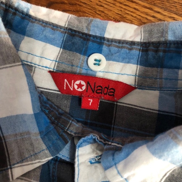 3/$30 - NoNada short sleeve button down shirt size 7 - Picture 3 of 5